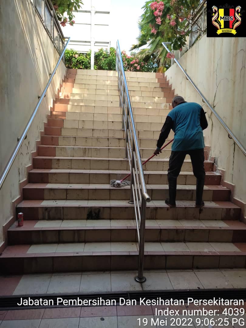 KERJA-KERJA PEMBERSIHAN INFRASTRUKTUR AWAM