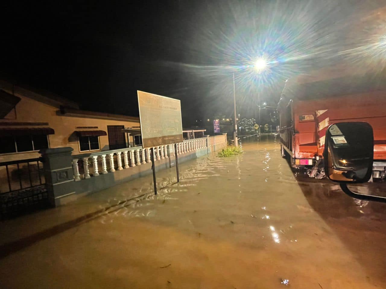 PEMANTAUAN KAWASAN BANJIR OLEH MBS