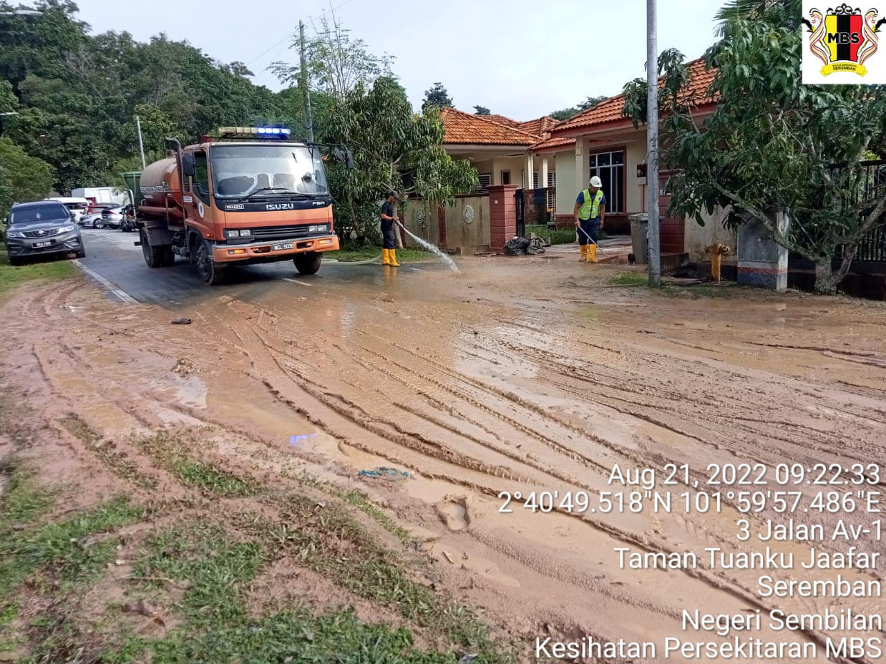LAWATAN TURUN PADANG DATUK BANDAR KE ANGSIVILLE