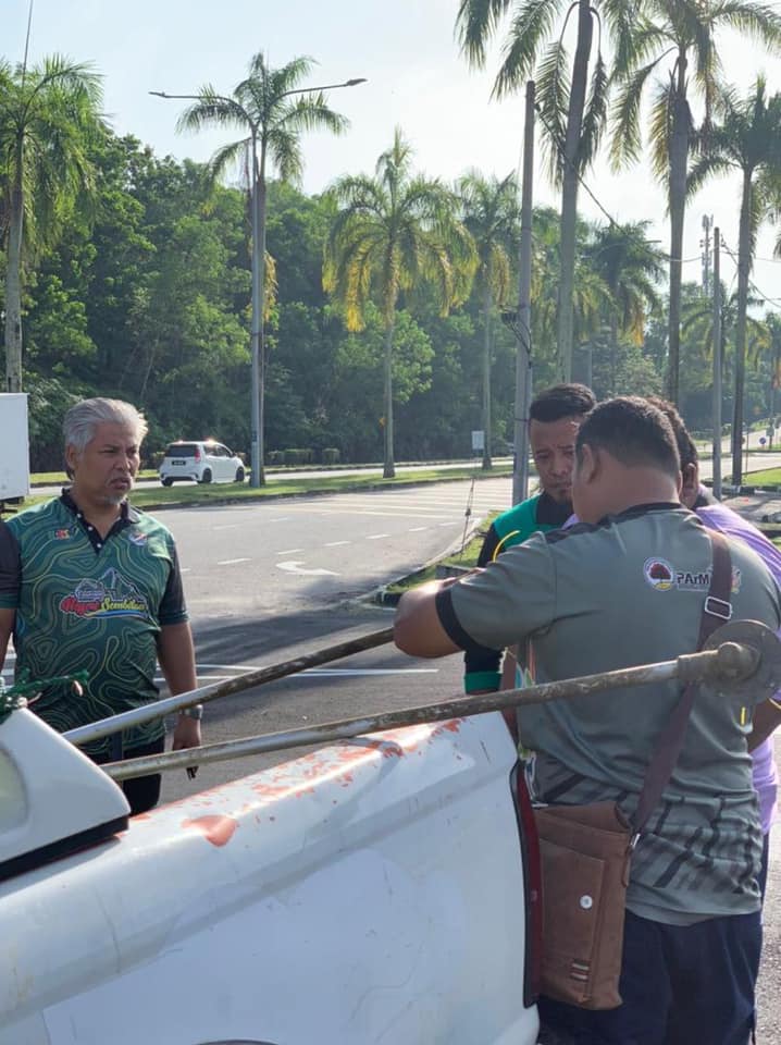 KERJA-KERJA PEMBERSIHAN BERSAMA TUAN SETIAUSAHA MBS