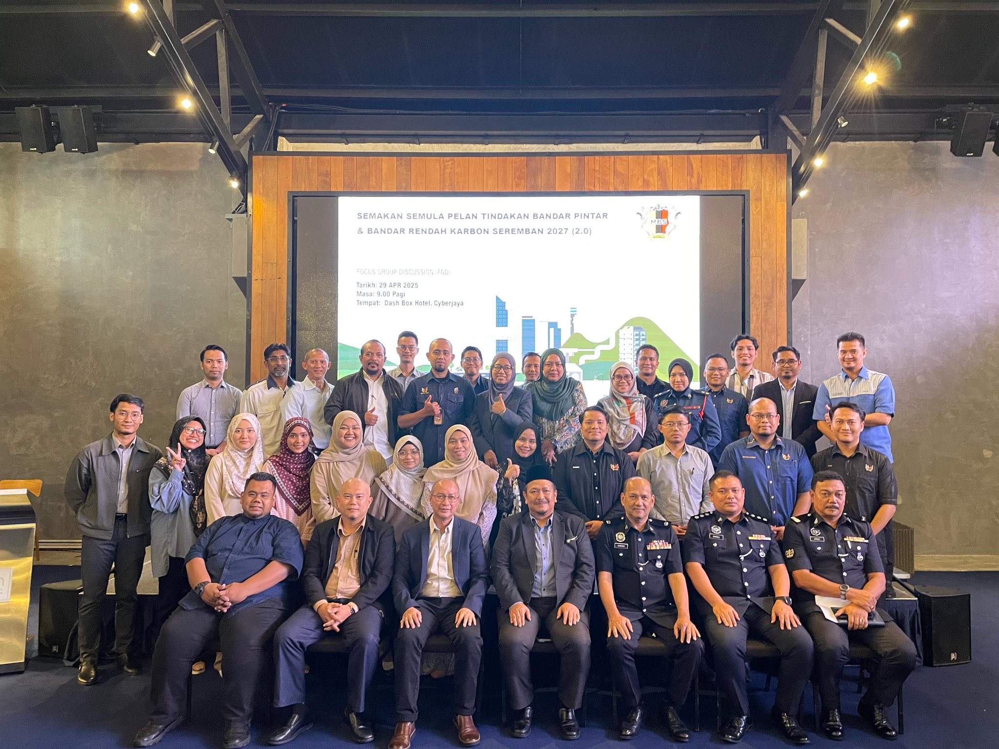 SESI FOCUS GROUP DISCUSSION (FGD) BAGI SEMAKAN SEMULA PELAN TINDAKAN BANDAR PINTAR DAN BANDAR RENDAH KARBON SEREMBAN 2027 (2.0)