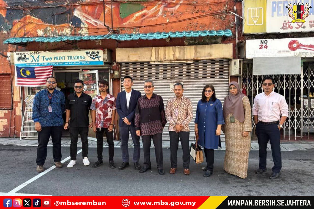 MAJLIS PENYEMPURNAAN & PENGHARGAAN MURAL @ NUTRIPLUS