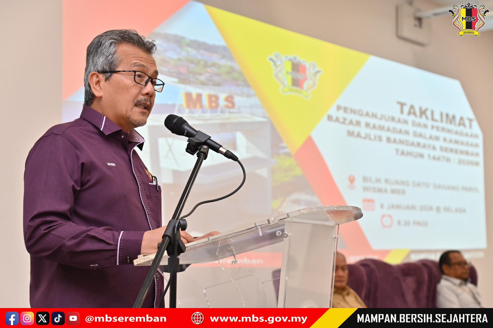 MAJLIS PENYERAHAN SURAT LANTIKAN PENGANJURAN BAZAR RAMADAN DALAM KAWASAN MAJLIS BANDARAYA SEREMBAN