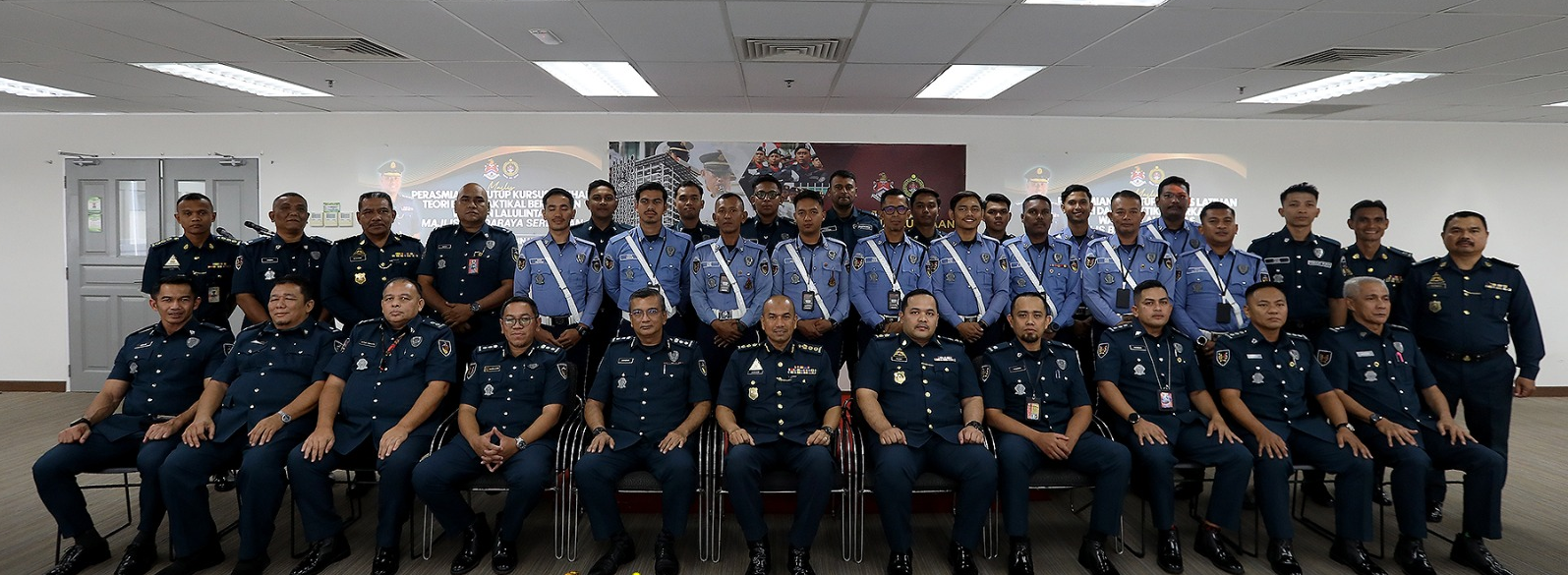 KURSUS LATIHAN WARDEN LALULINTAS MBS BERSAMA DBKL