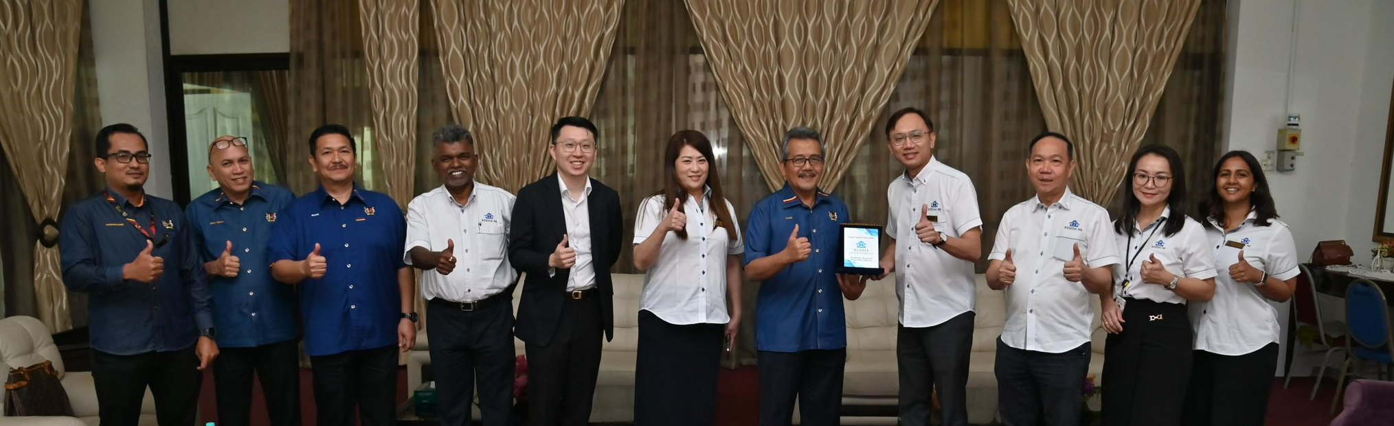 KUNJUNGAN HORMAT JAWATANKUASA REHDA KEPADA DATUK BANDAR,MBS