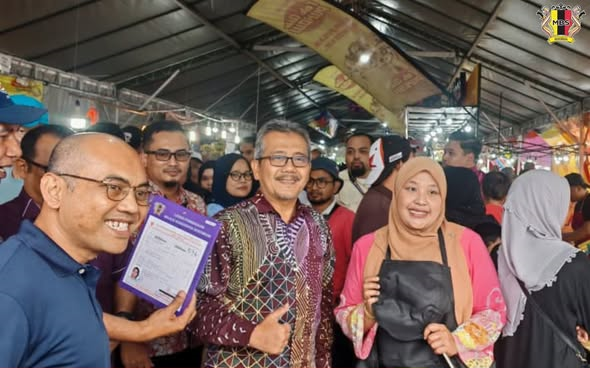 LAWATAN DATUK BANDAR KE BAZAR RAMADAN PASAR AMPANGAN