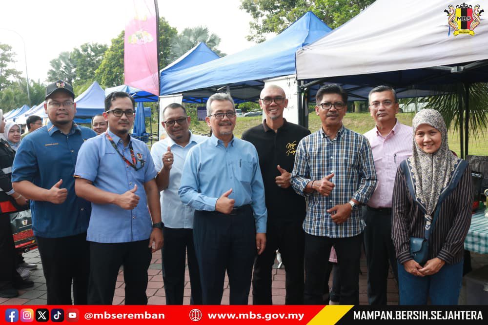 LAWATAN DATUK BANDAR DI BAZAR RAMADAN MERCHANT SQUARE, SENDAYAN