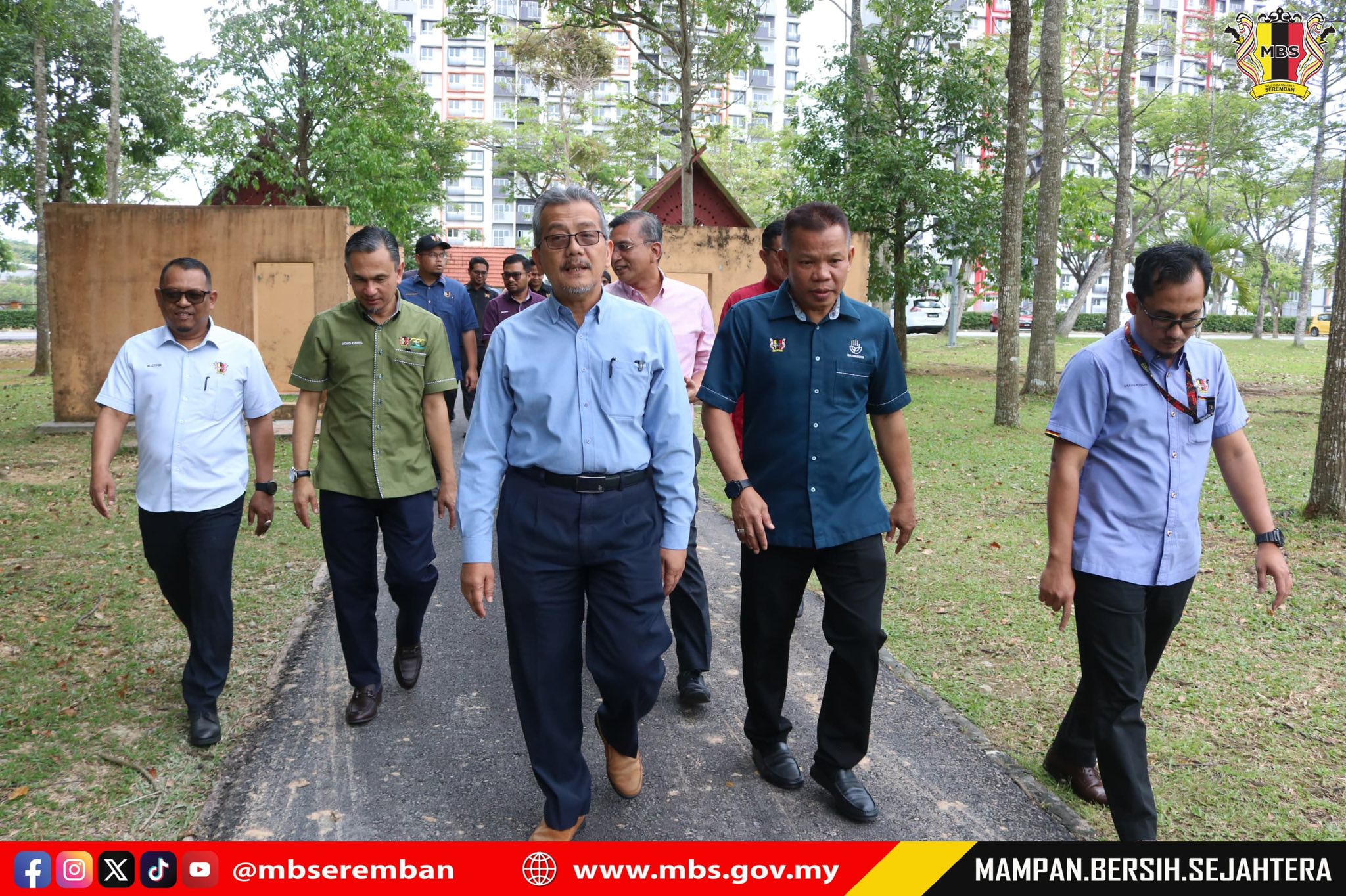 LAWATAN TURUN PADANG DATUK BANDAR