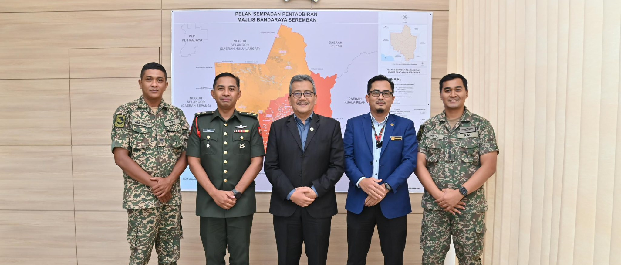 KUNJUNGAN HORMAT TIMBALAN KOMANDER REJIMEN 508 ASKAR WATANIAH