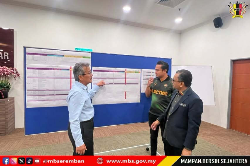 LAWATAN DATUK BANDAR KE BILIK GERAKAN PEGAWAI PENGURUS P.128 SEREMBAN