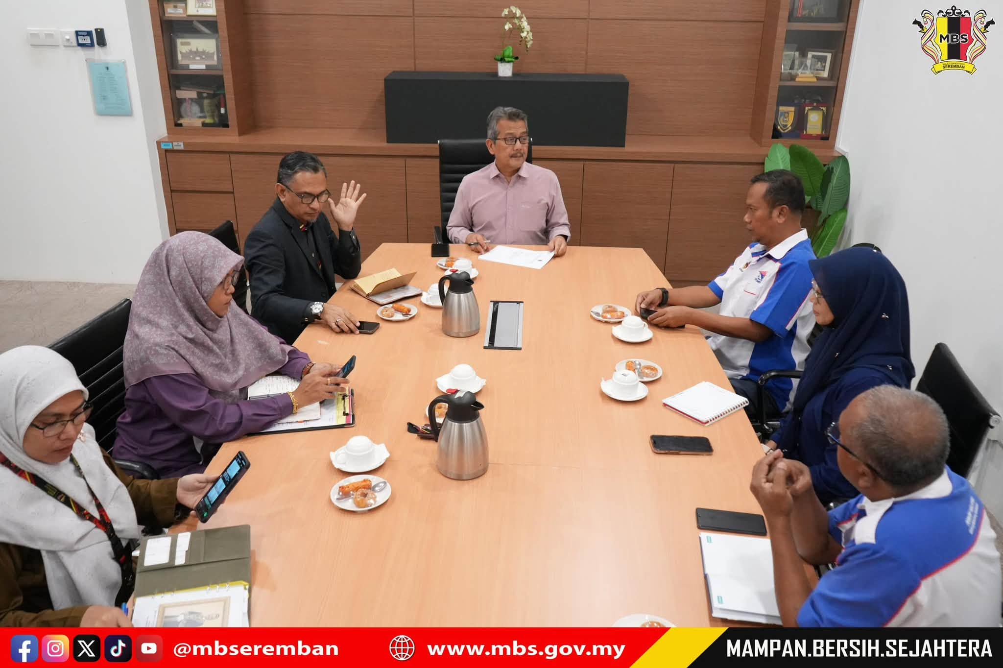 KUNJUNGAN HORMAT DARIPADA PERSATUAN KONTRAKTOR BUMIPUTERA KELAS F MALAYSIA CAWANGAN NEGERI SEMBILAN (PERKOBF)