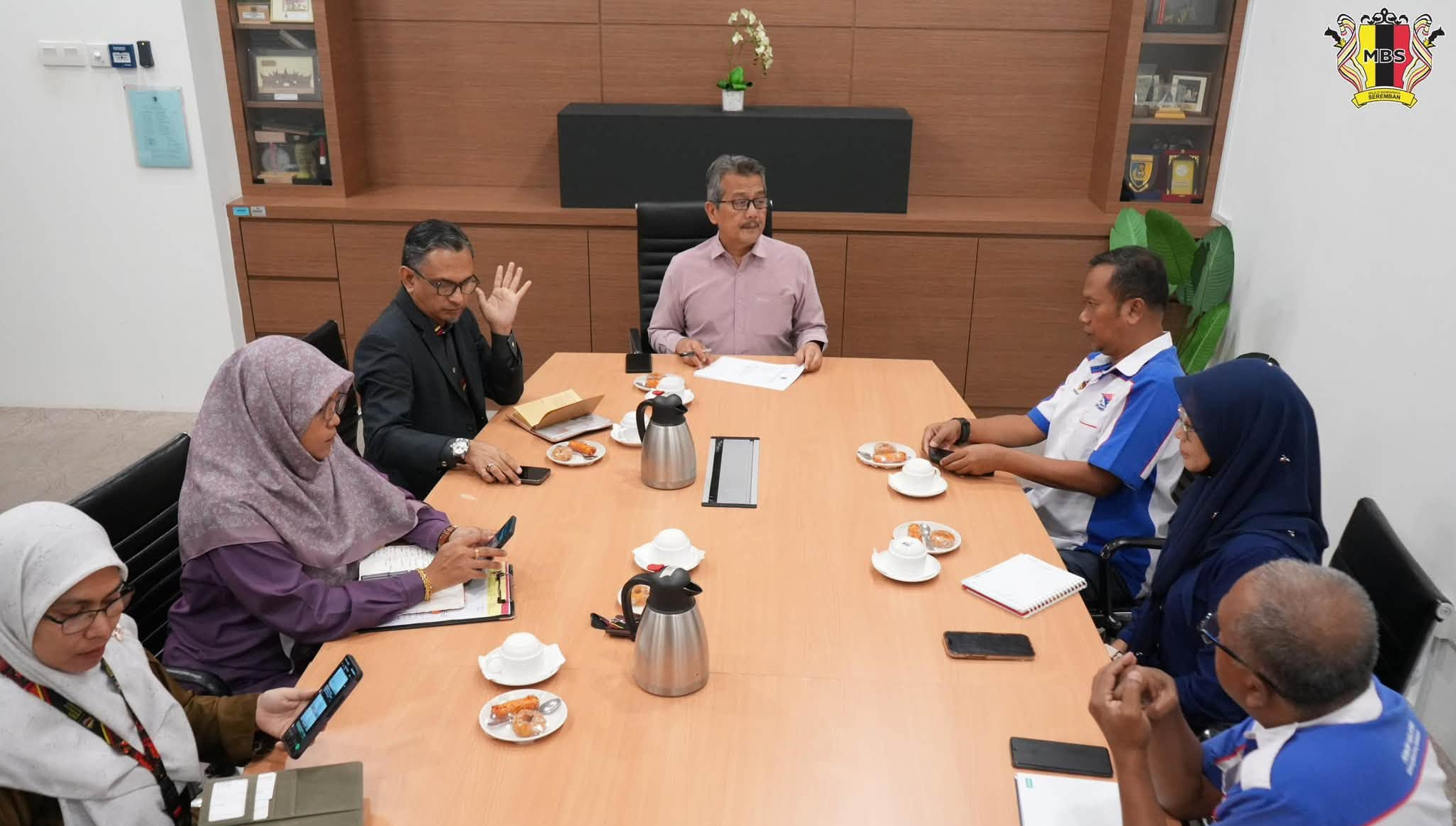 KUNJUNGAN HORMAT DARIPADA PERSATUAN KONTRAKTOR BUMIPUTERA KELAS F MALAYSIA CAWANGAN NEGERI SEMBILAN (PERKOBF)
