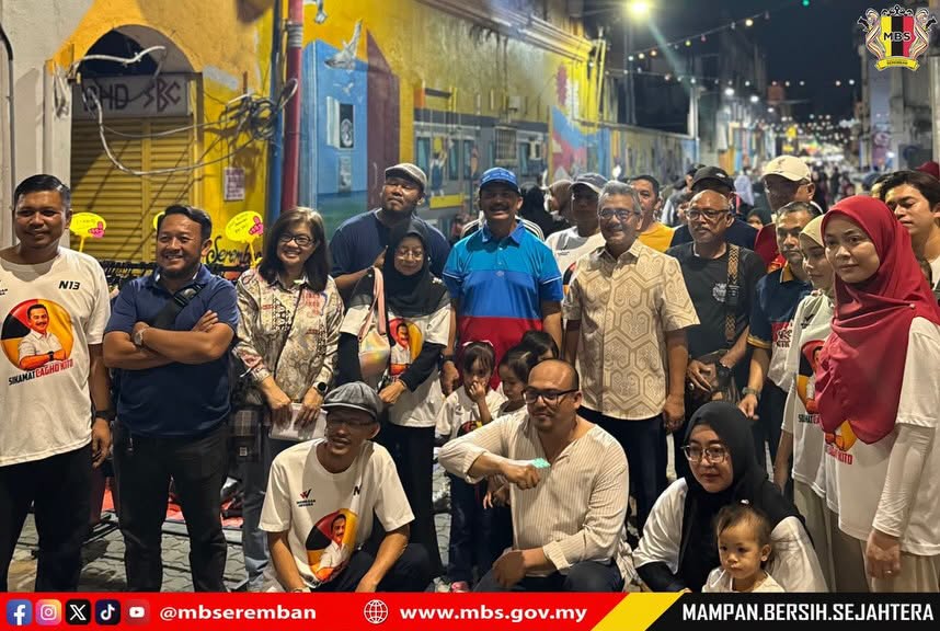 YB EXCO PELANCONGAN TINJAU SUASANA MALAM MINGGU DI BANDAR SEREMBA