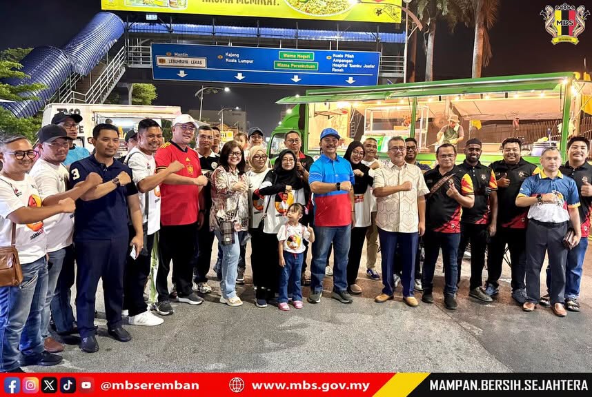 YB EXCO PELANCONGAN TINJAU SUASANA MALAM MINGGU DI BANDAR SEREMBAN