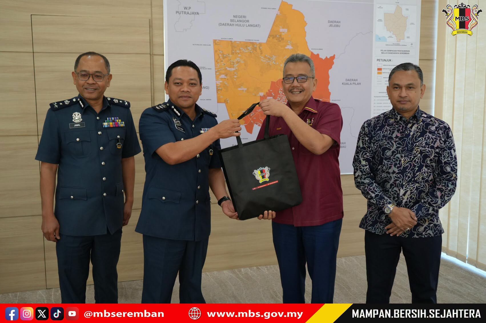 KUNJUNGAN HORMAT DARIPADA JABATAN KASTAM DIRAJA MALAYSIA NEGERI SEMBILAN