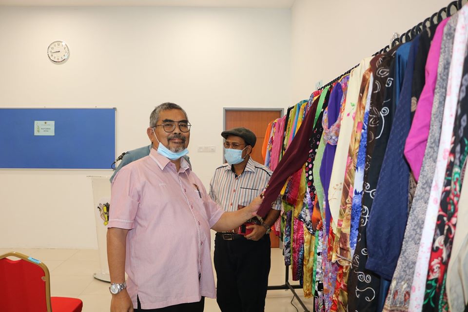 YBhg Dato' Haji Zazali bin Salehudin Datuk Bandar Majlis Bandaraya Seremban telah sudi merasmikan Bilik Gobok Infaq