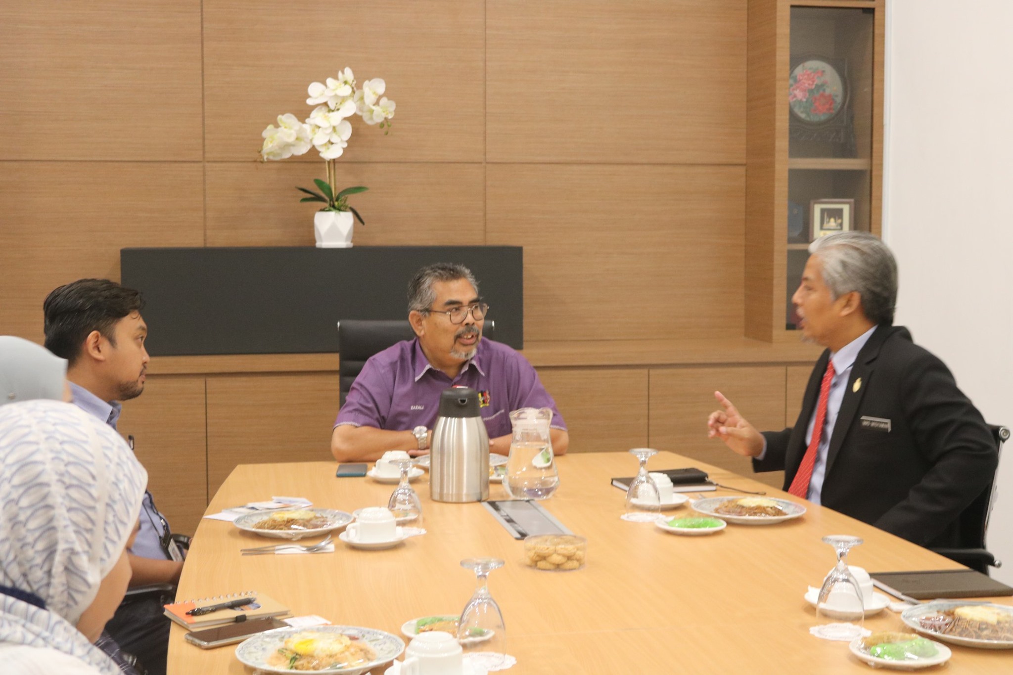 Kunjungan Hormat oleh Wakil Utusan Malaysia dan Kosmo Negeri Sembilan