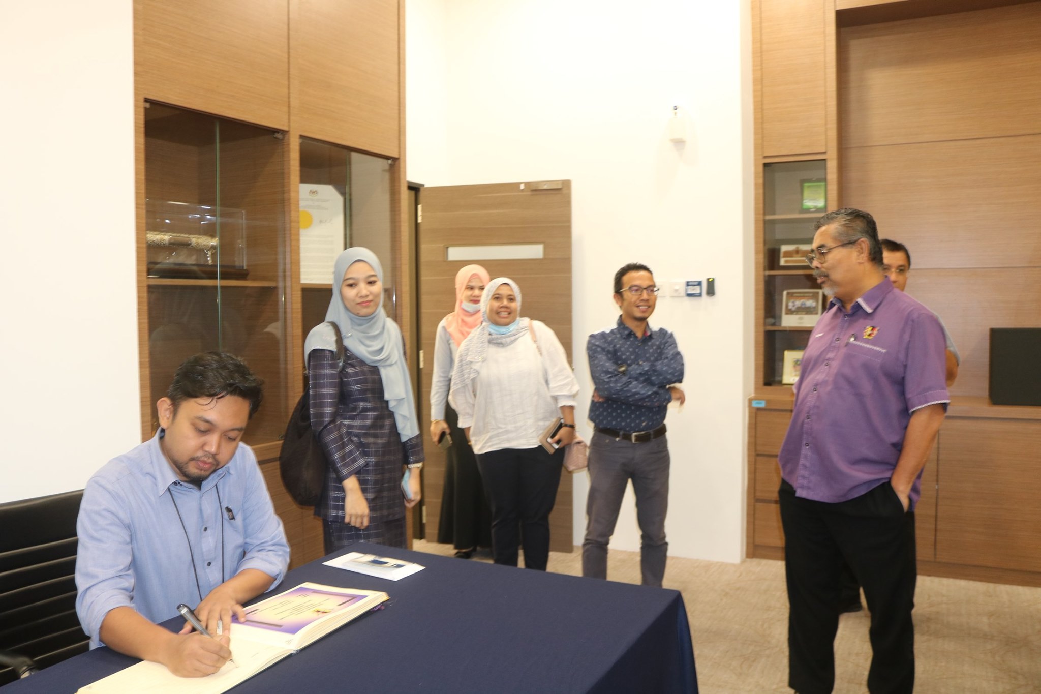 Kunjungan Hormat oleh Wakil Utusan Malaysia dan Kosmo Negeri Sembilan