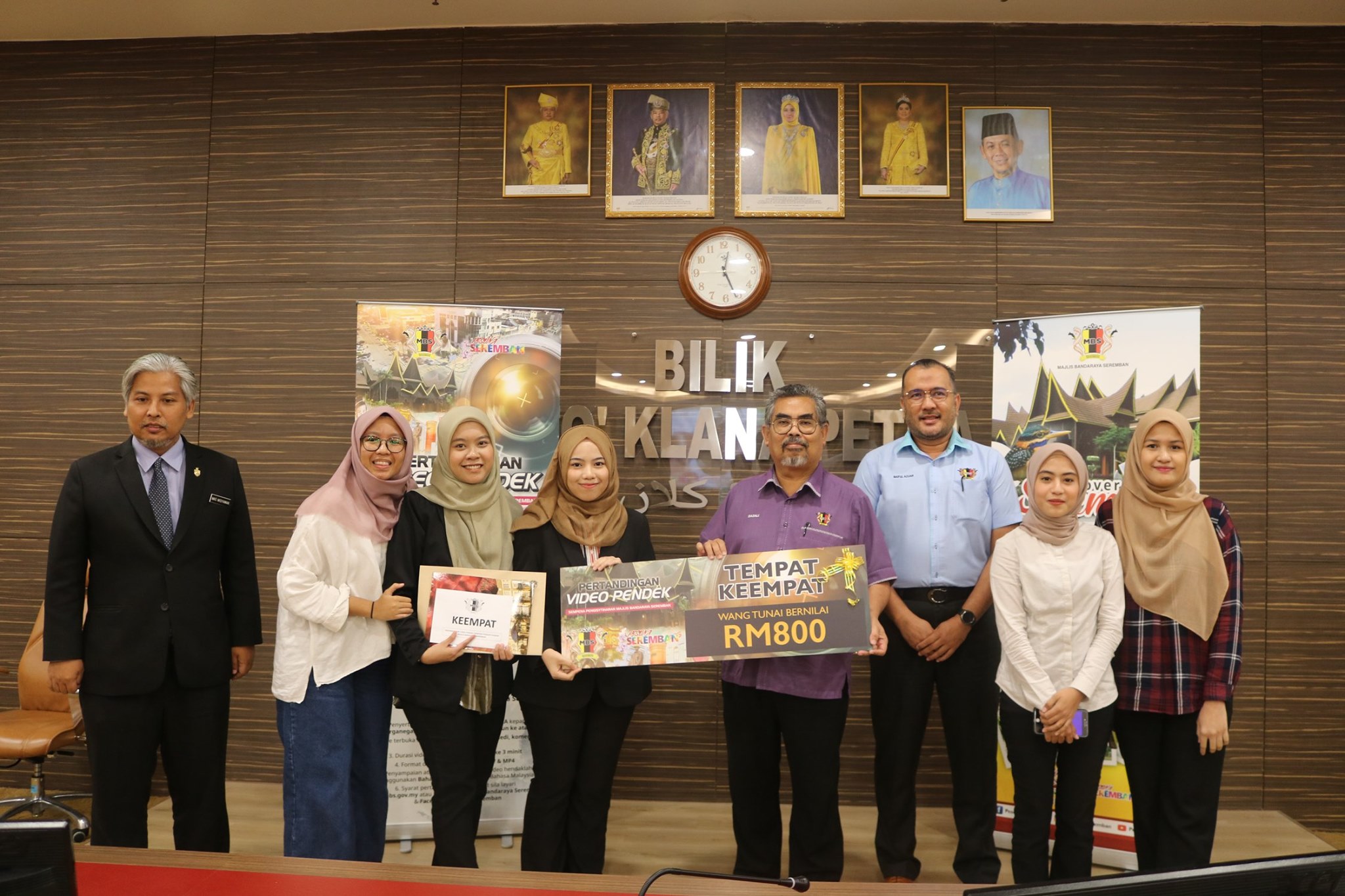 MAJLIS PENYAMPAIAN HADIAH KEPADA PEMENANG PERTANDINGAN VIDEO PENDEK