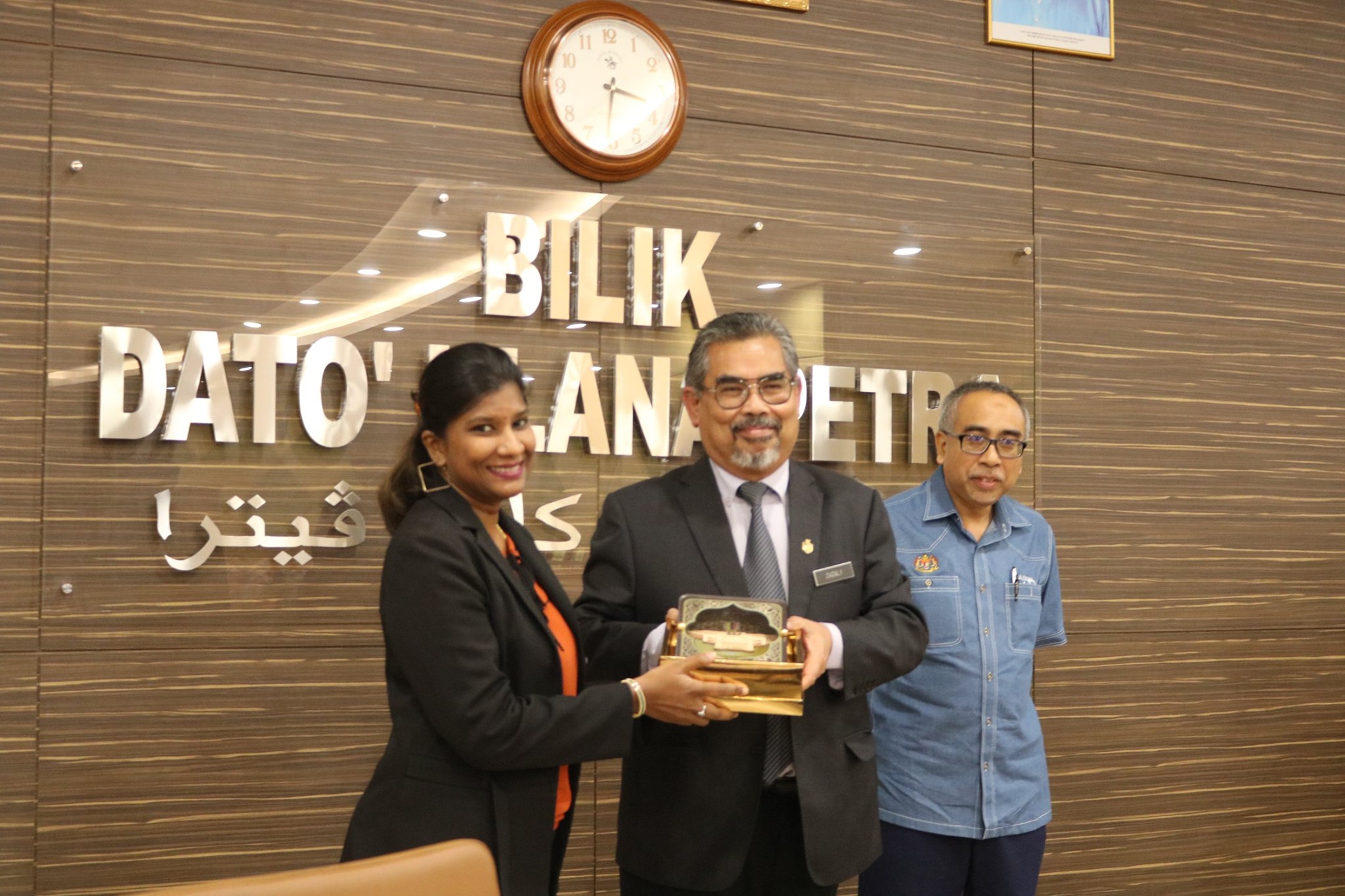 LAWATAN KERJA TIMBALAN KETUA SETIAUSAHA (PENGURUSAN) KEMENTERIAN PERUMAHAN & KERAJAAN TEMPATAN (KPKT)