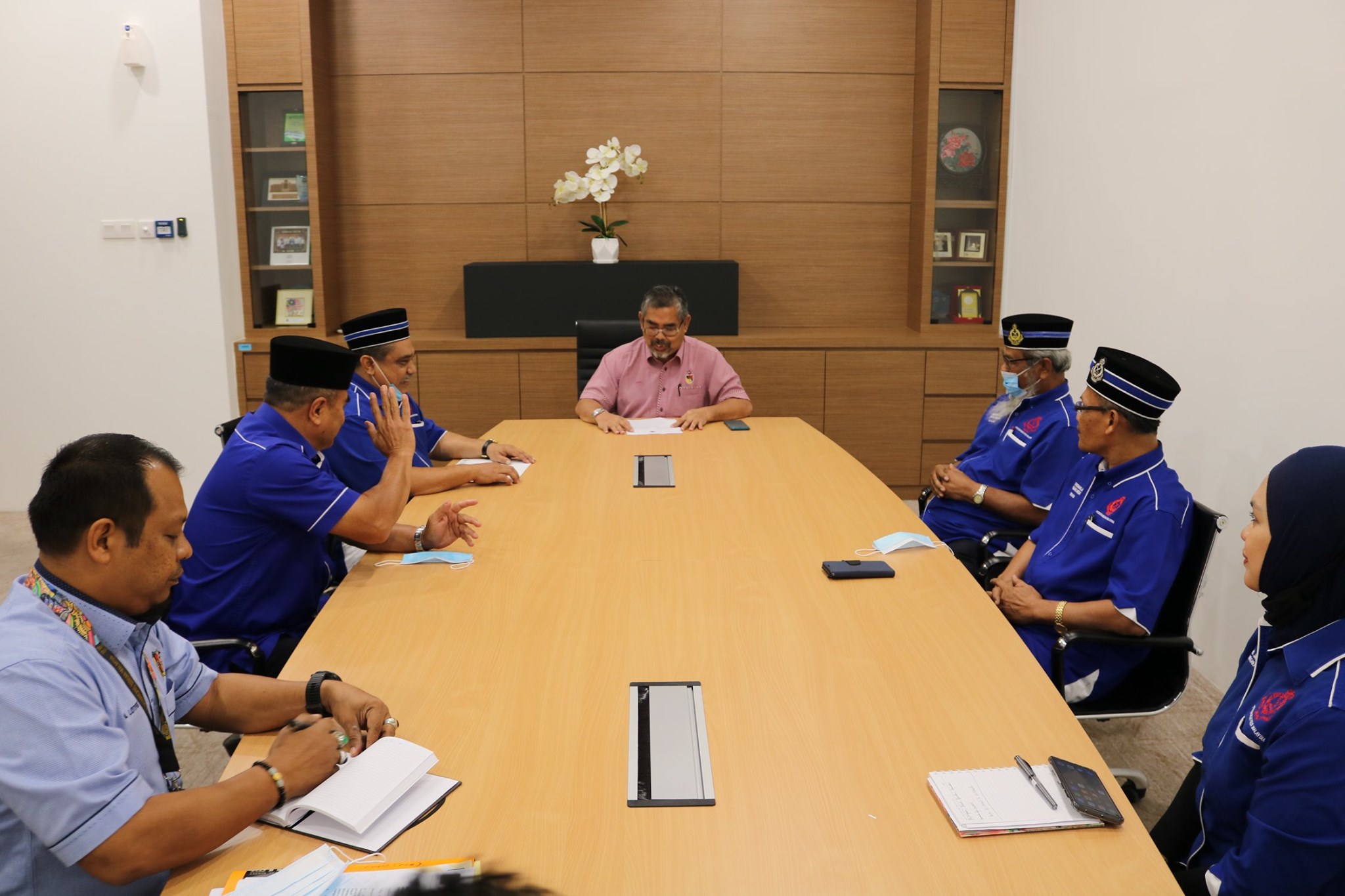 KUNJUNGAN HORMAT OLEH PERSATUAN BEKAS POLIS NEGERI SEMBILAN