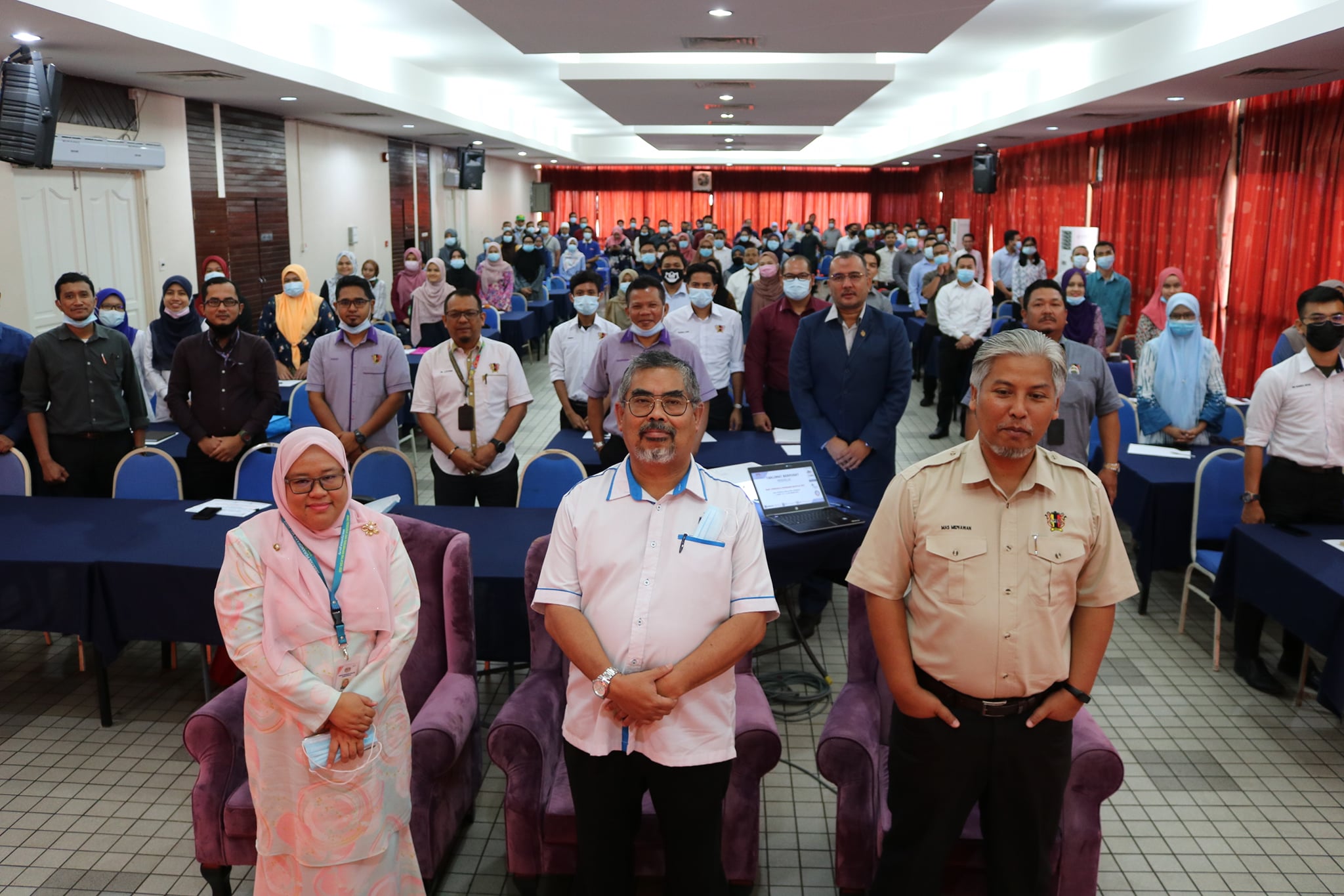 TAKLIMAT BERPUSAT ????? ??? ???????? BANCI PENDUDUK DAN PERUMAHAN 2020 KEPADA PENYELIA