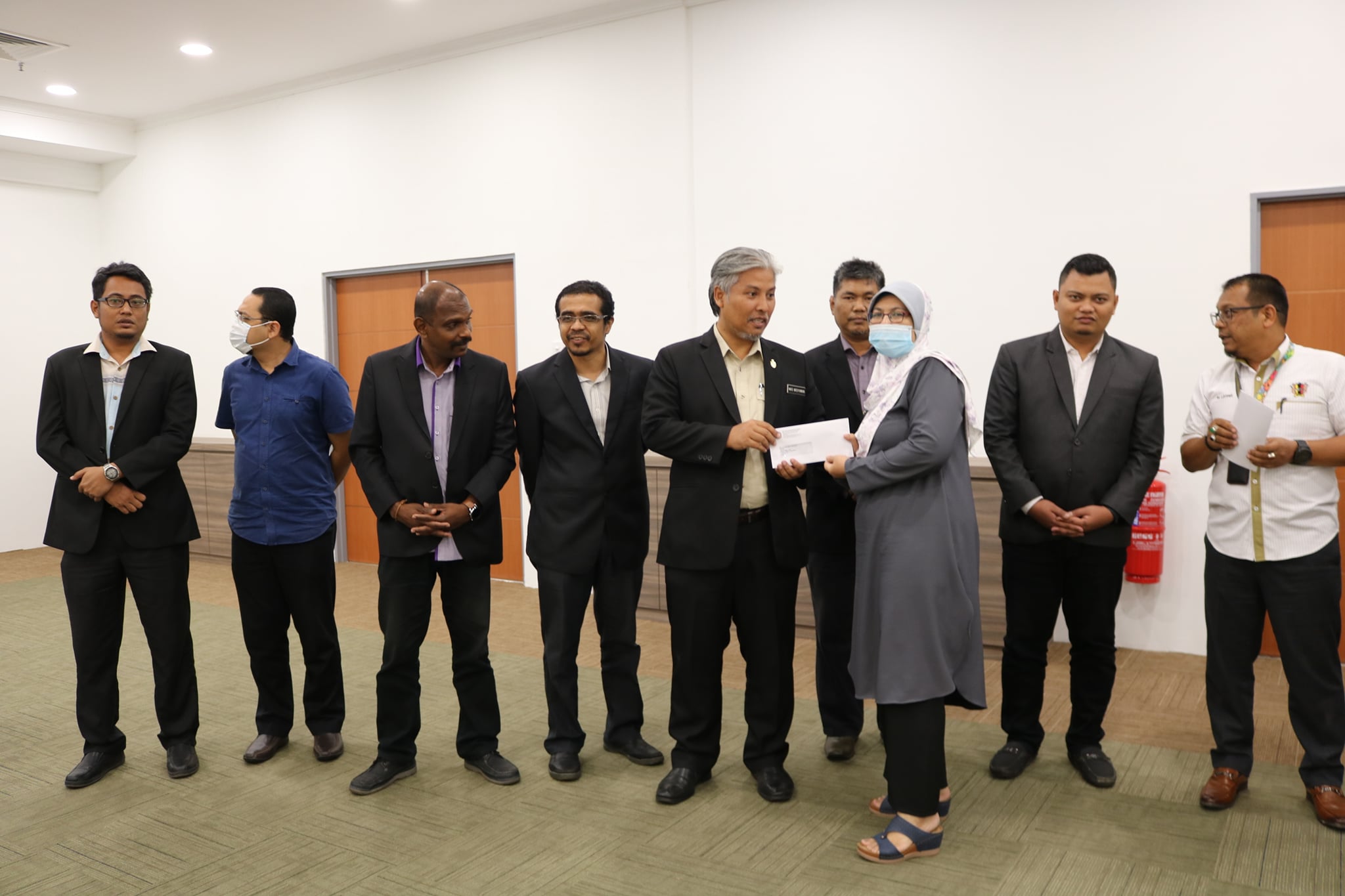 MAJLIS PENYERAHAN SURAT TAWARAN GERAI MAJLIS BANDARAYA SEREMBAN 