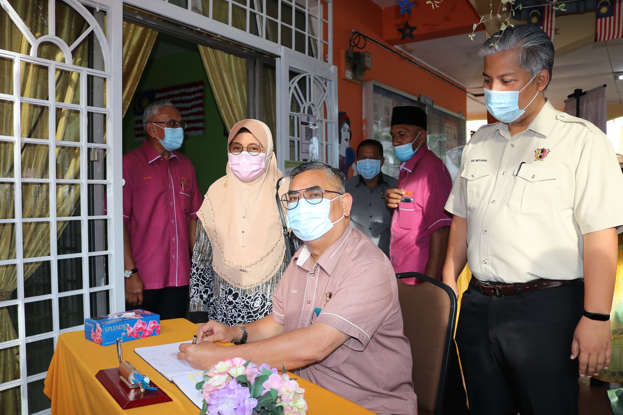 PROGRAM MASYARAKAT PENYAYANG LOCAL AGENDA 21 (LA21) 