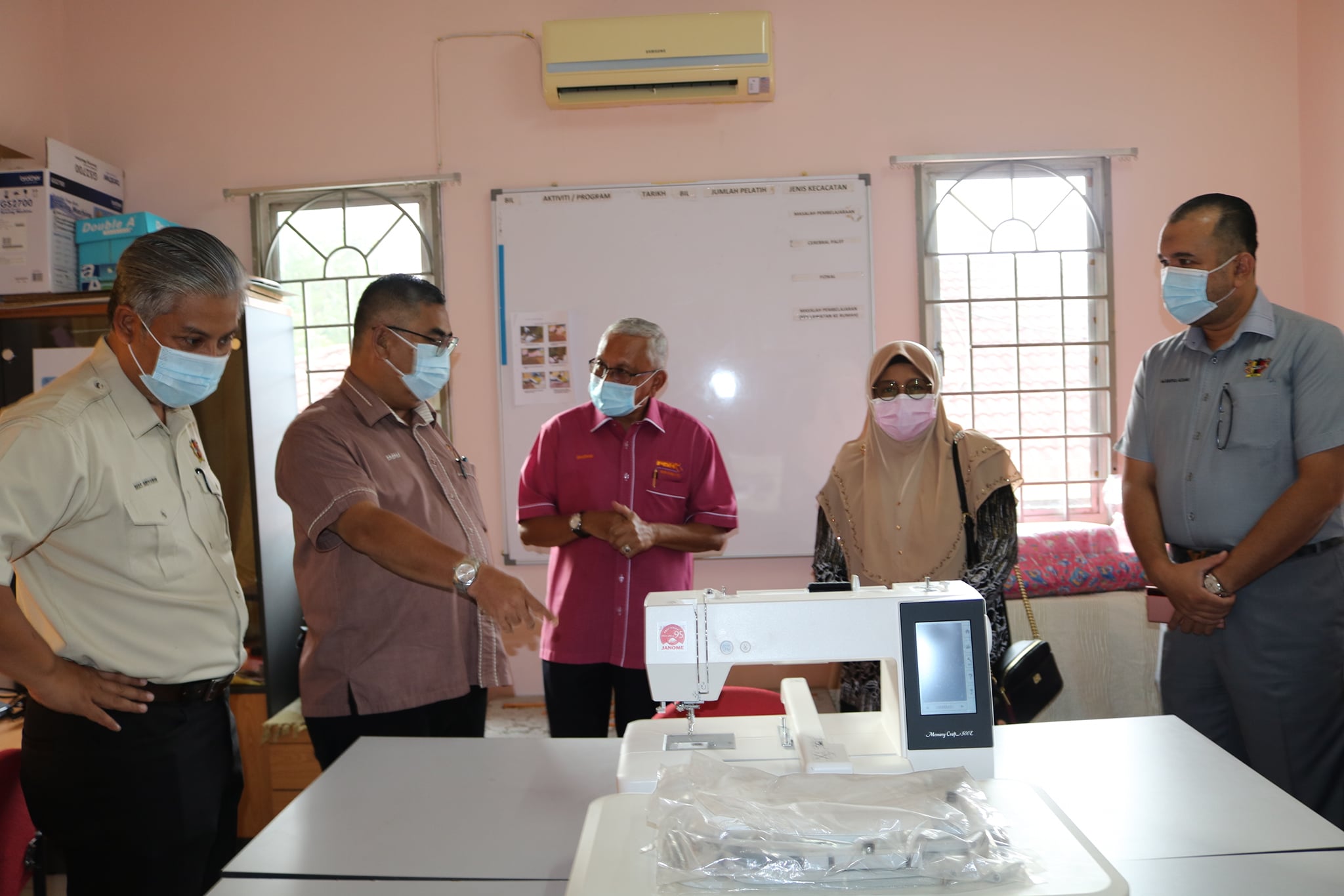 PROGRAM MASYARAKAT PENYAYANG LOCAL AGENDA 21 (LA21) 