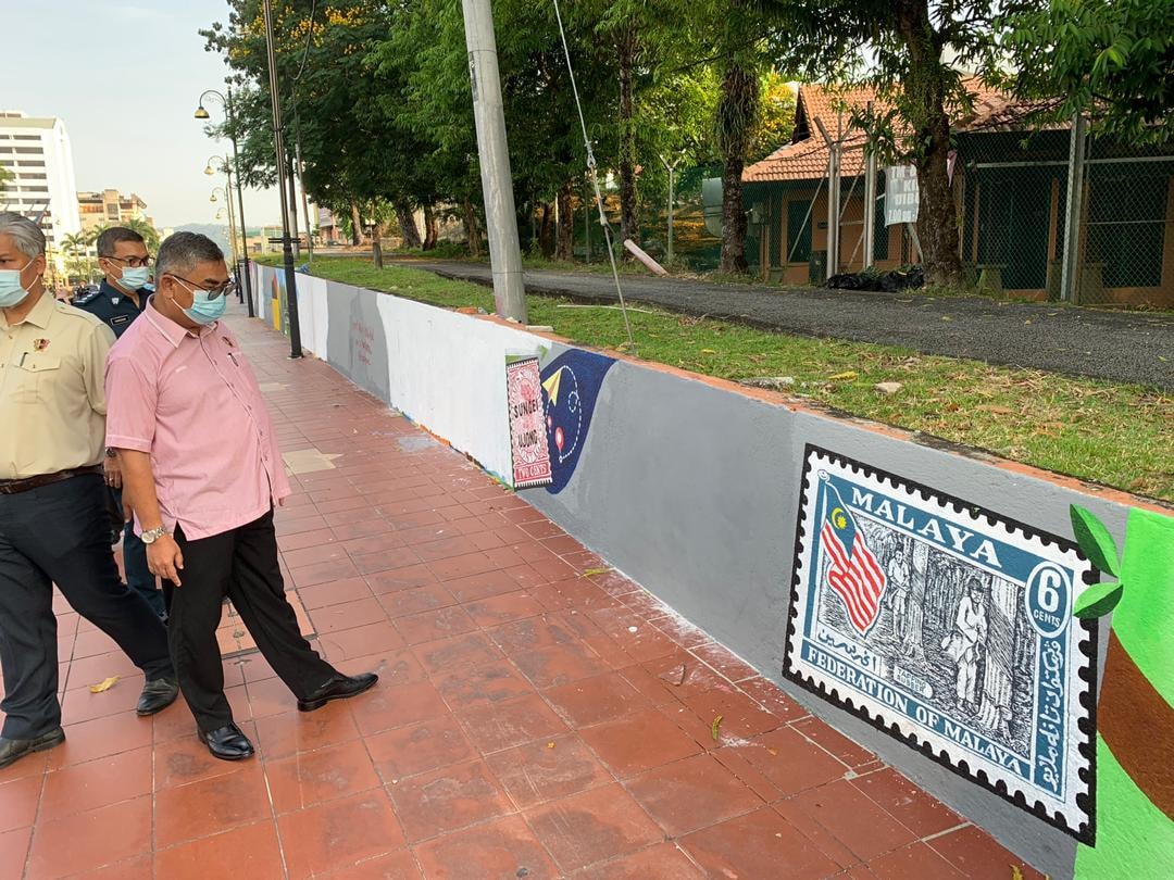 PROJEK MELUKIS DINDING SENI VISUAL DI JALAN YAM TUAN SEREMBAN.