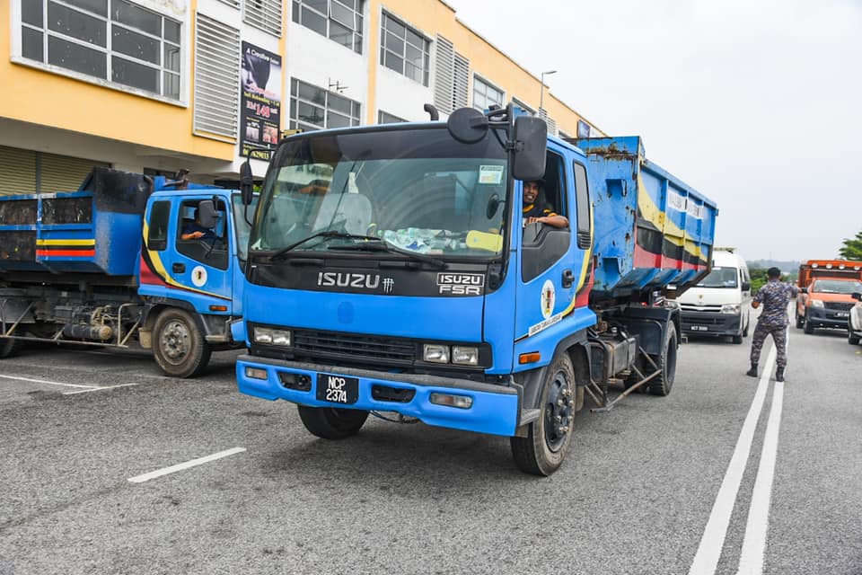 PELEPASAN OPERASI PASCA BANJIR MAJLIS BANDARAYA SEREMBAN 
