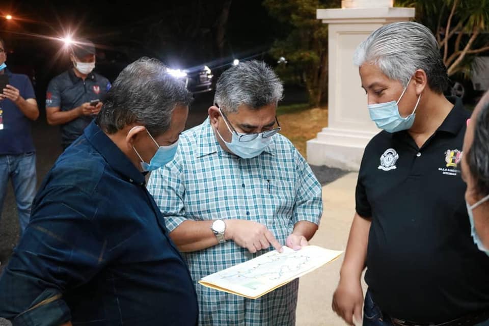 LAWATAN TURUN PADANG DATUK BANDAR BERSAMA YAB MENTERI BESAR NEGERI SEMBILAN