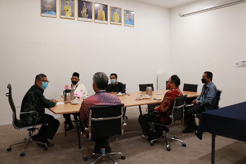 KUNJUNGAN HORMAT PENGARAH LEMBAGA TABUNG HAJI (TH) NEGERI SEMBILAN