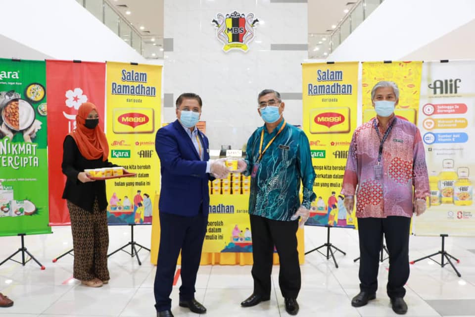SUMBANGAN BUBUR LAMBUK ANJURAN NESTLE (M) BHD SEMPENA BULAN RAMADHAN AL-MUBARAK