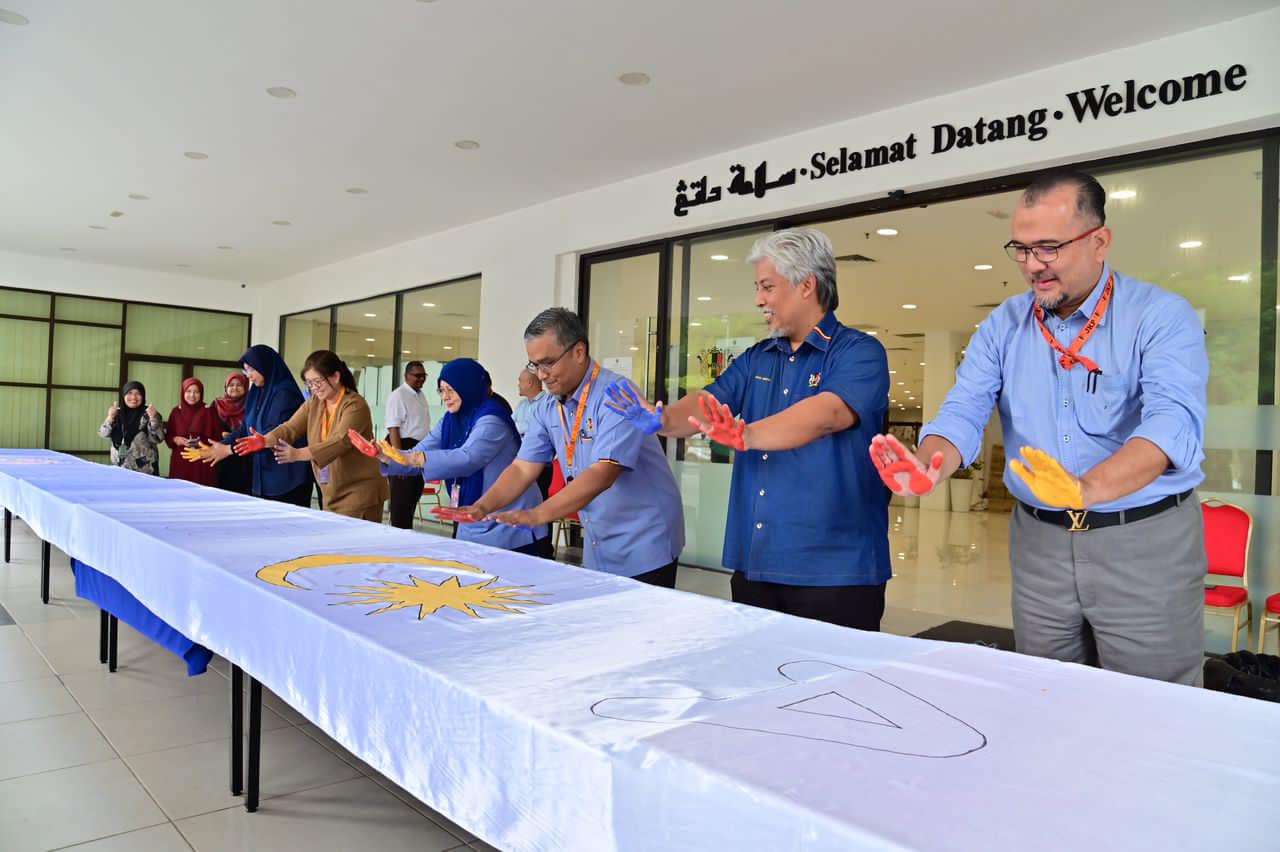 Sesi Perasmian "Hand Print" Hari Kemerdekaan Majlis Bandaraya Seremban Tahun 2023.
