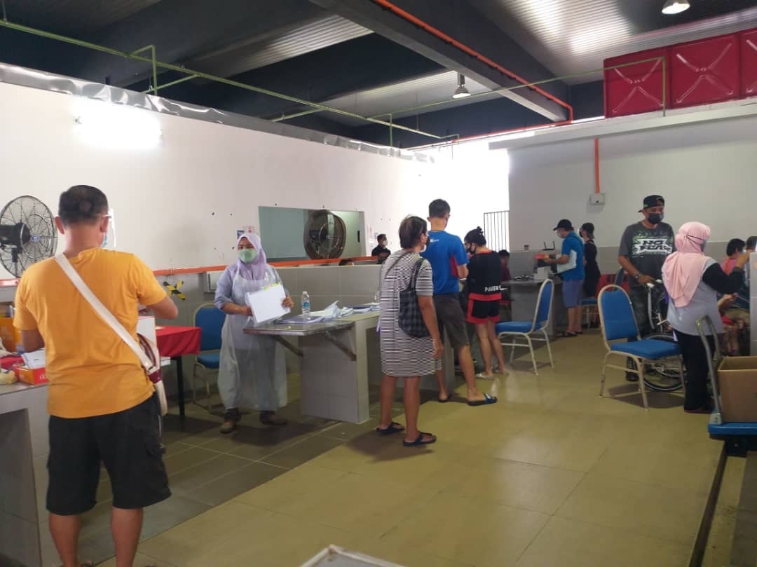 SESI TANDATANGAN PERJANJIAN SEWAAN GERAI PASAR BESAR SEREMBAN