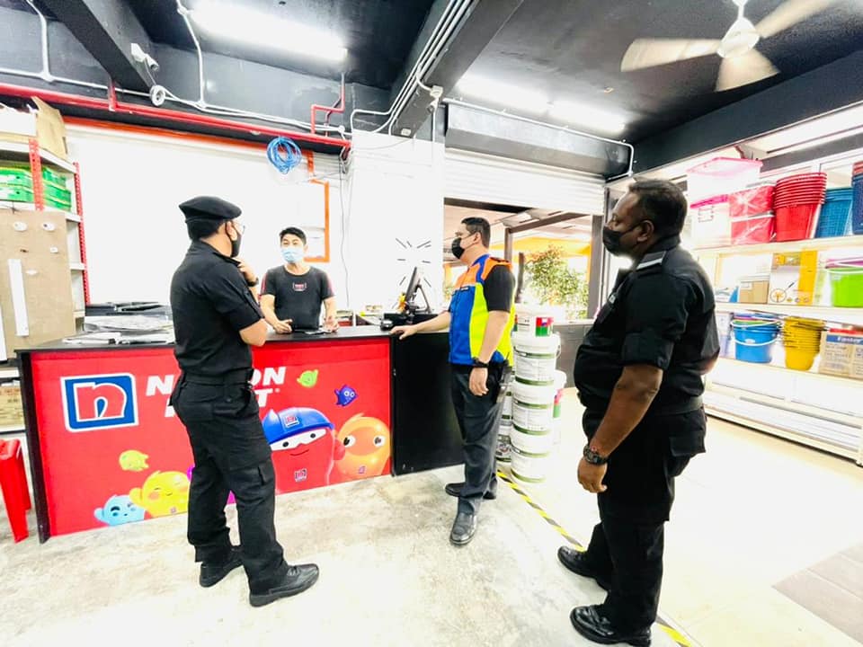 LAWATAN TURUN PADANG PENGARAH SWCORP NEGERI SEMBILAN