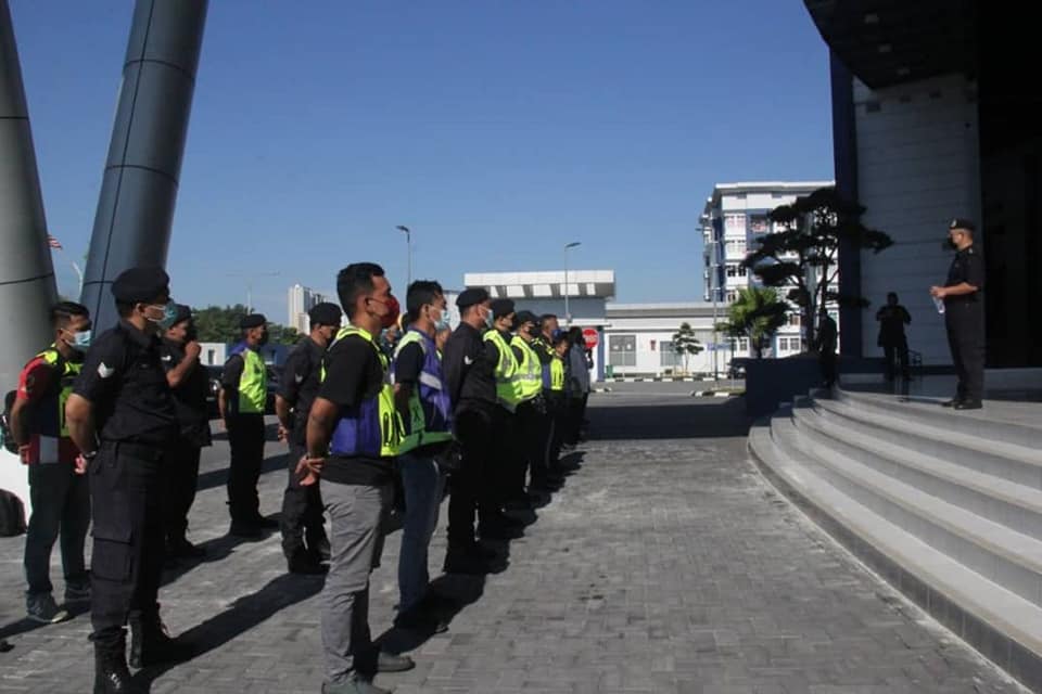 OPERASI BERSEPADU PEMANTAUAN DAN PEMERIKSAAN SOP PPN FASA 3 DI PREMIS-PREMIS PERNIAGAAN SEKITAR NILAI, NEGERI SEMBILAN