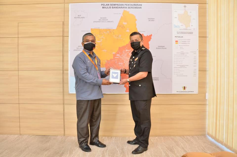 KUNJUNGAN HORMAT JABATAN IMIGRESEN NEGERI SEMBILAN KE ATAS DATUK BANDAR