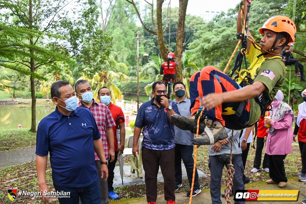 YAB MENTERI BESAR NEGERI SEMBILAN HADIR KE PROGRAM RIA@TAMAN TASIK SEREMBAN 2021 (RIATS 21)