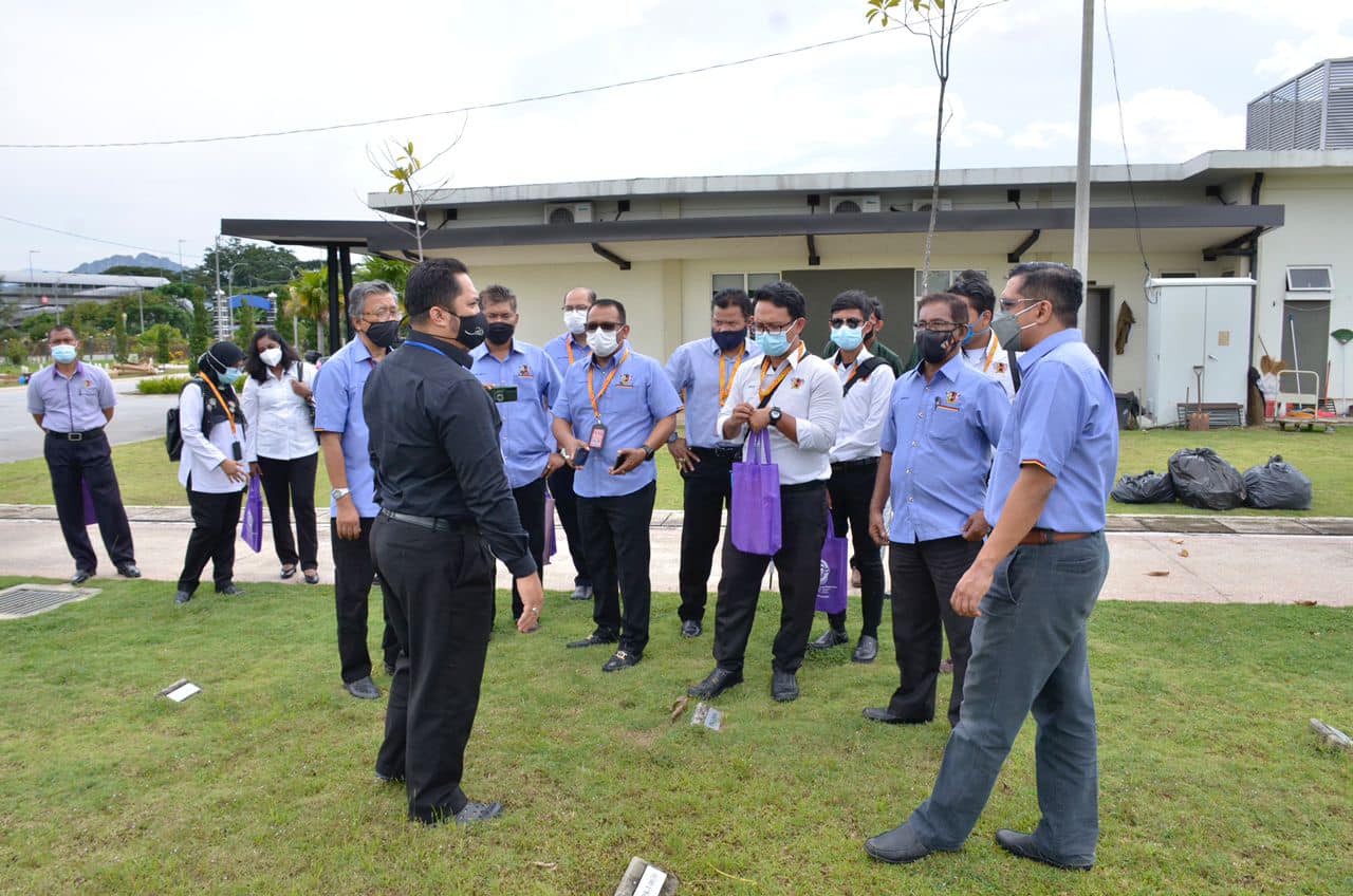 LAWATAN KE TANAH PERKUBURAN ISLAM RAUDHATUL SAKINAH KL-KARAK 2, TAMAN SELASIH, BATU CAVES, SELANGOR