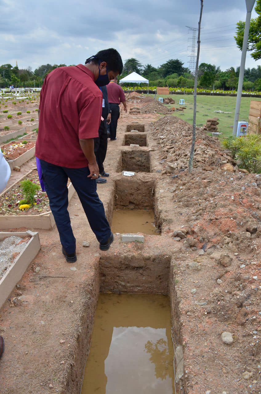 LAWATAN KE TANAH PERKUBURAN ISLAM RAUDHATUL SAKINAH KL-KARAK 2, TAMAN SELASIH, BATU CAVES, SELANGOR