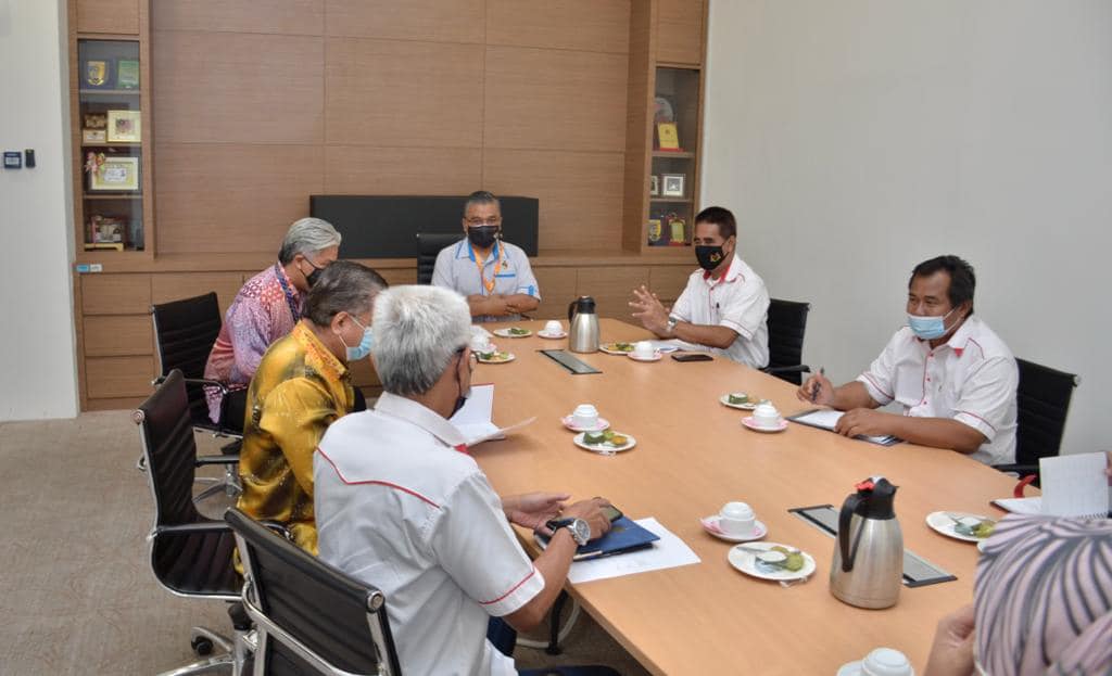 KUNJUNGAN HORMAT KE ATAS DATUK BANDAR OLEH PEKERJA-PEKERJA DI DALAM PERKHIDMATAN AWAM, CUEPACS NEGERI SEMBILAN