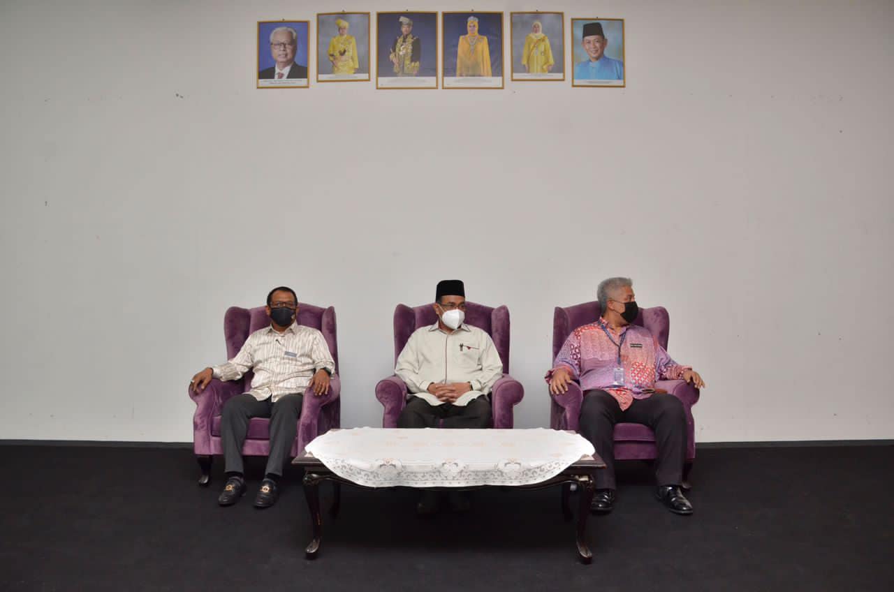 MAJLIS PENYERAHAN TAWARAN GERAI TAMAN AMPANGAN SEMPENA ULANG TAHUN KE-2 MAJLIS BANDARAYA SEREMBAN