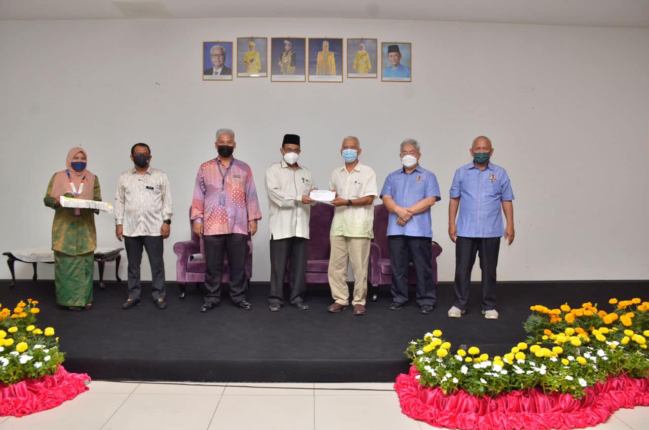 MAJLIS PENYERAHAN TAWARAN GERAI TAMAN AMPANGAN SEMPENA ULANG TAHUN KE-2 MAJLIS BANDARAYA SEREMBAN