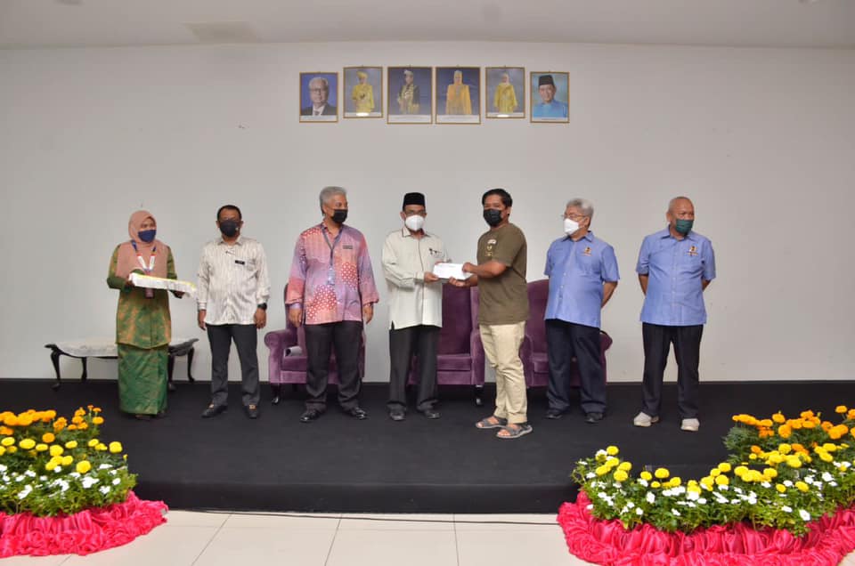 MAJLIS PENYERAHAN TAWARAN GERAI TAMAN AMPANGAN SEMPENA ULANG TAHUN KE-2 MAJLIS BANDARAYA SEREMBAN