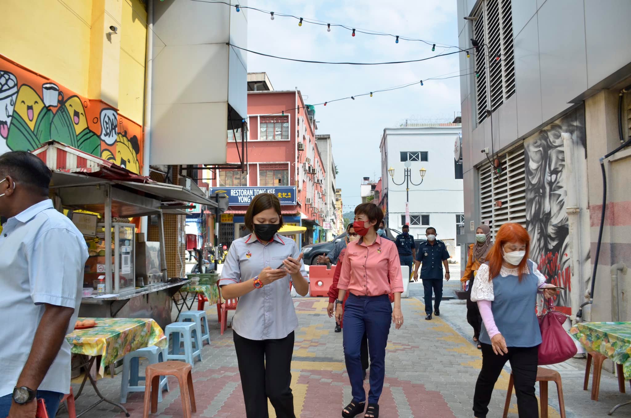 LAWATAN KERJA YB PUAN NICOLE TAN LEE KOON KE LORONG SENI