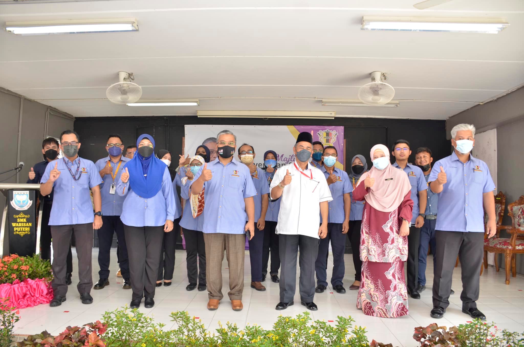 MAJLIS PENYERAHAN SUMBANGAN PERALATAN REFLEKSOLOGI SMK WARISAN PUTERI