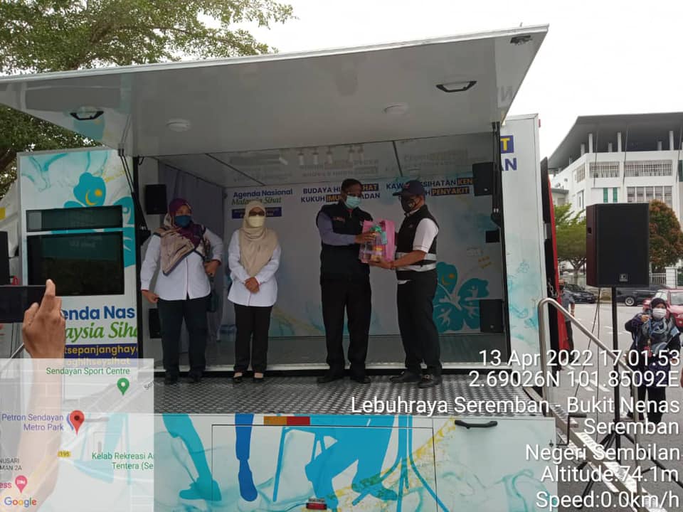 PROGRAM JERAYAWARA DI BAZAR RAMADHAN METROPARK, SENDAYAN BERSAMA EXCO KESIHATAN, ALAM SEKITAR, KOPERASI DAN KEPENGGUNAAN NEGERI SEMBILAN 