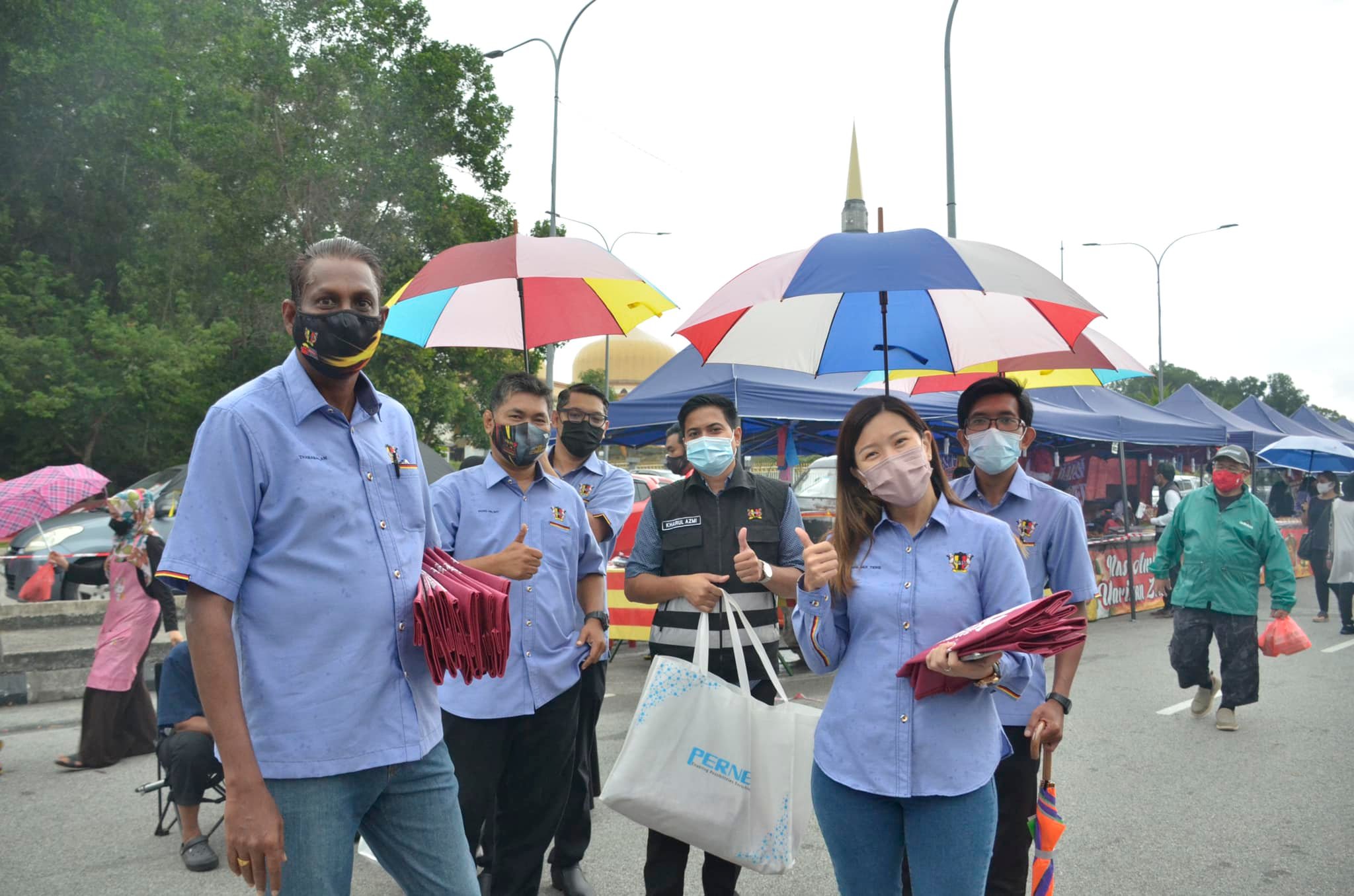 KEMPEN MENGGUNAKAN BEG PLASTIK BIODEGRADASI